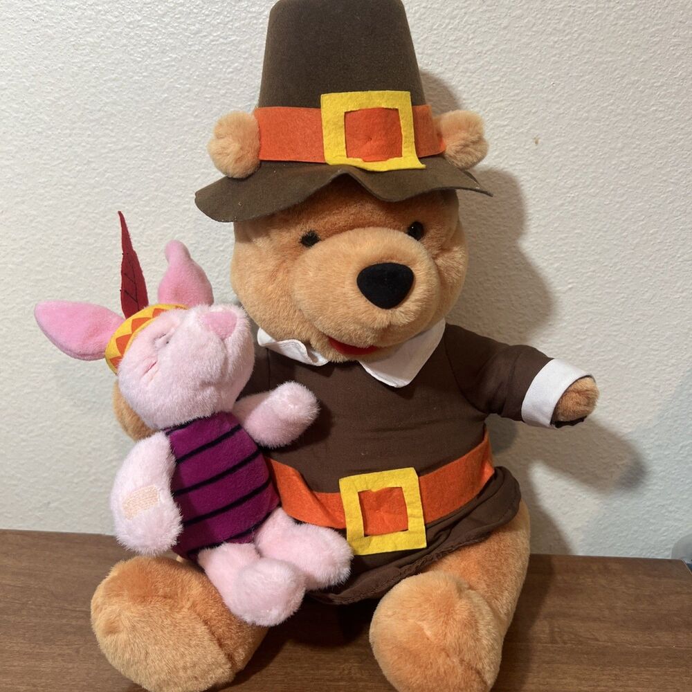 Vintage Winnie The Pooh And Piglet Plush 15" Pilgrim Thanksgiving Themed